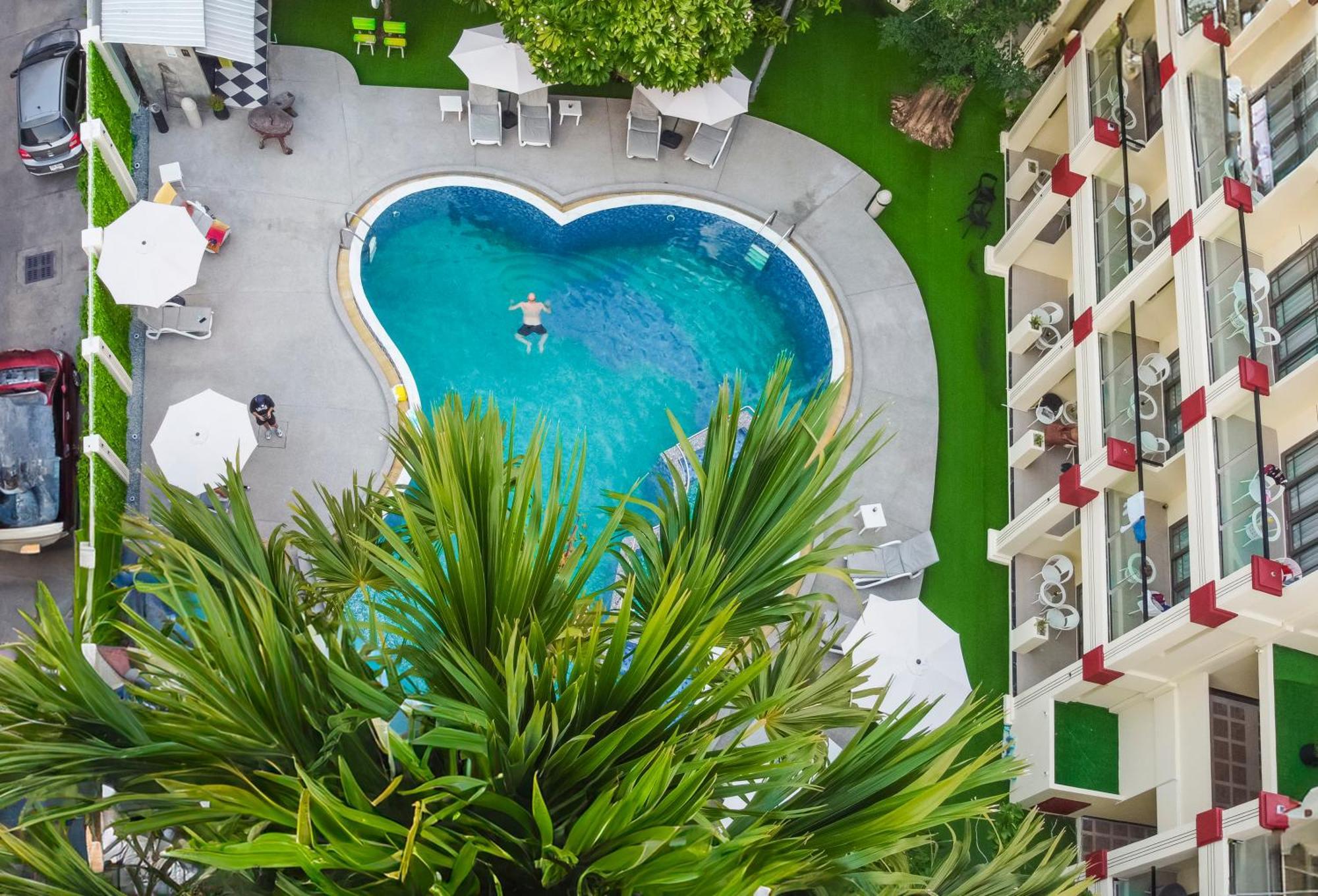 Mermaid Beach Resort Jomtien Beach Buitenkant foto