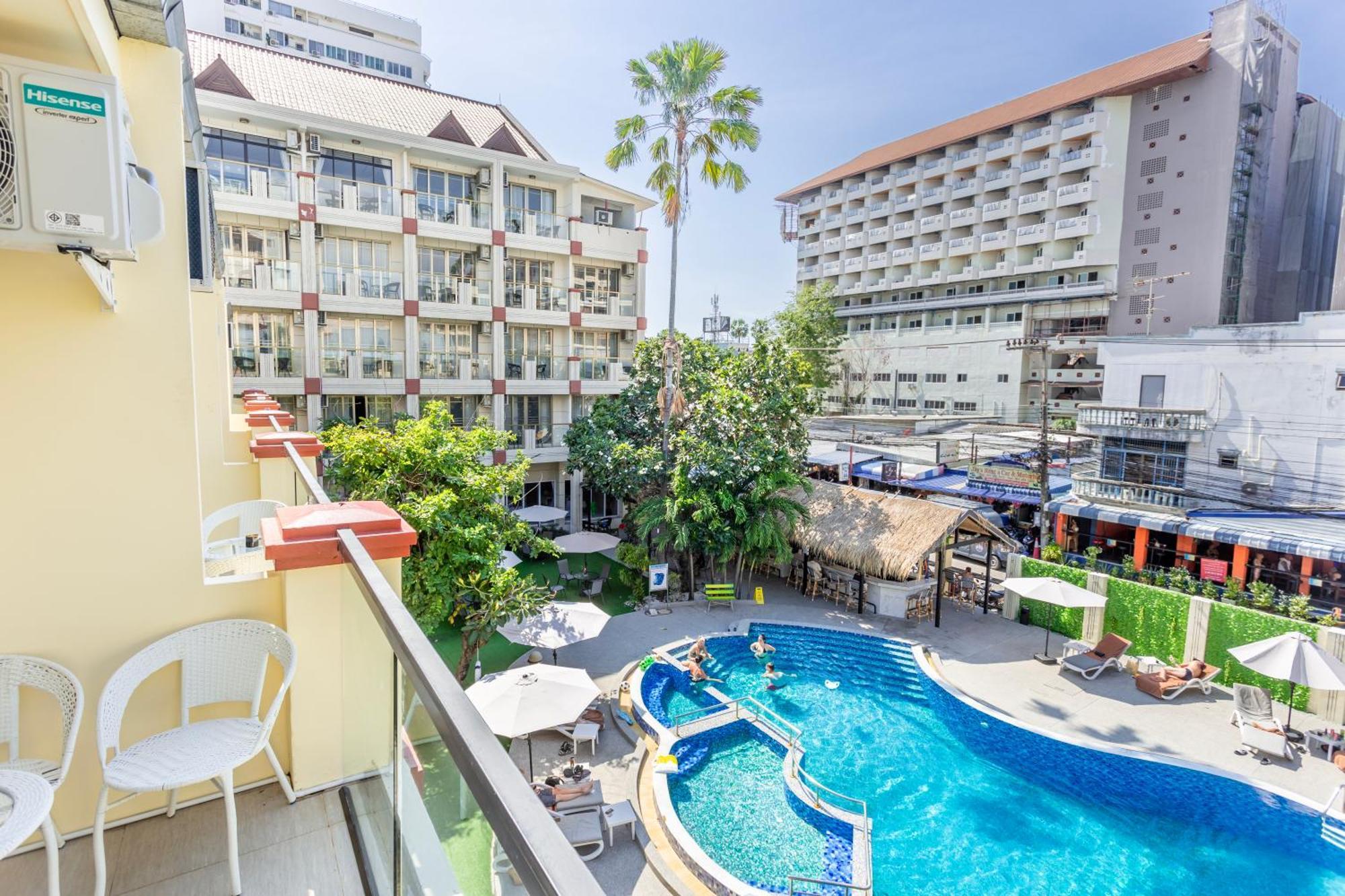 Mermaid Beach Resort Jomtien Beach Buitenkant foto