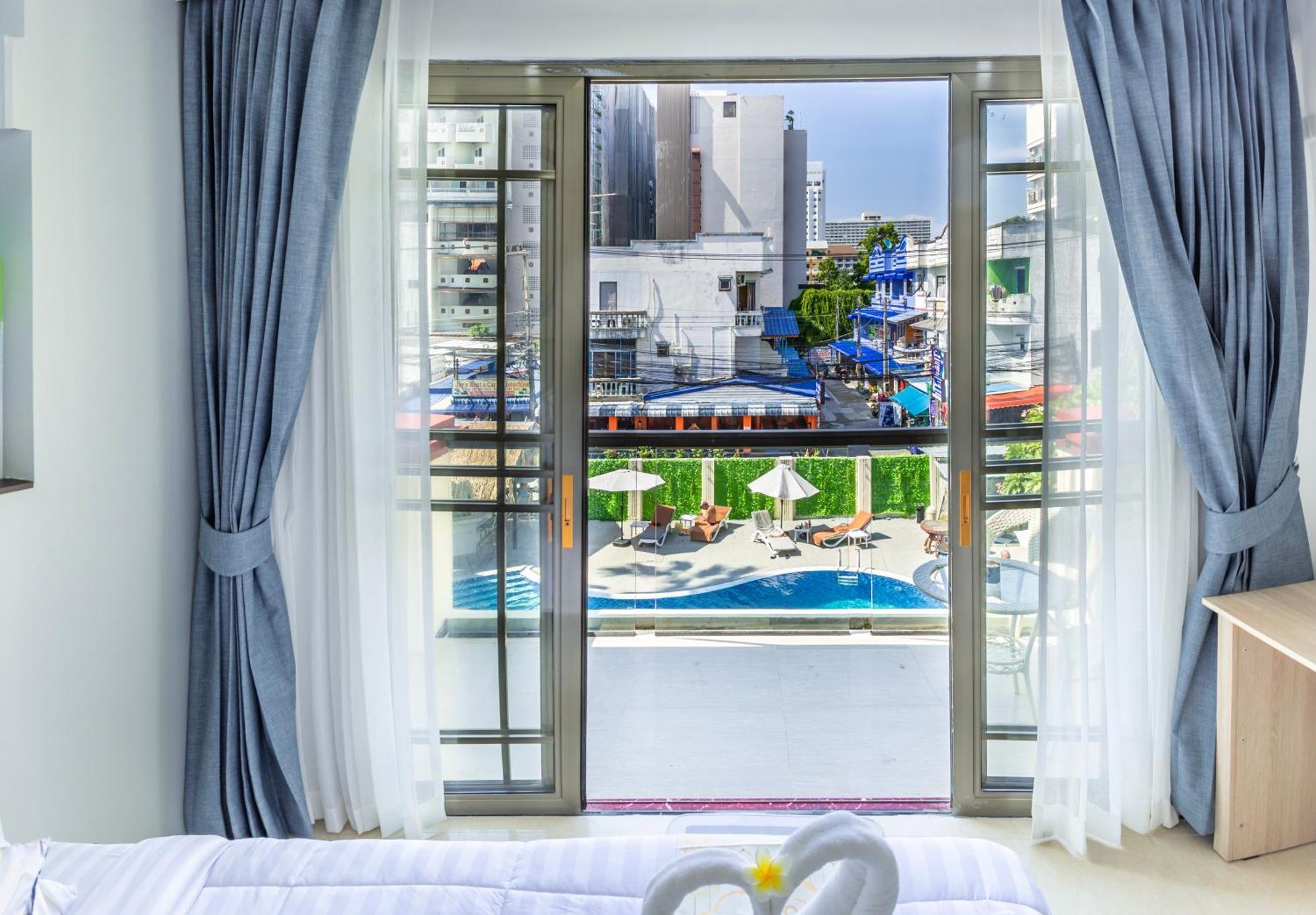 Mermaid Beach Resort Jomtien Beach Buitenkant foto