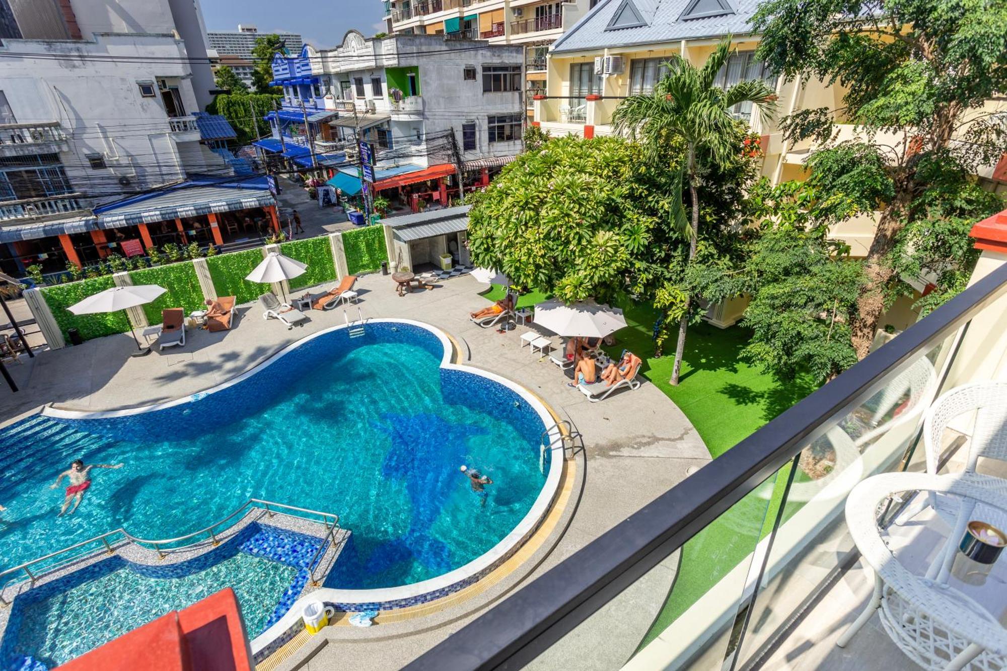 Mermaid Beach Resort Jomtien Beach Buitenkant foto